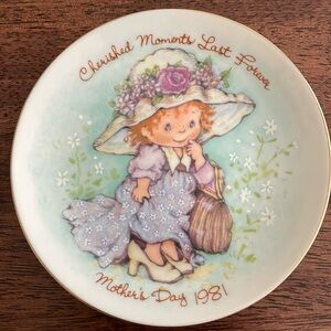 Avon Mother’s Day 1981 collectors plate